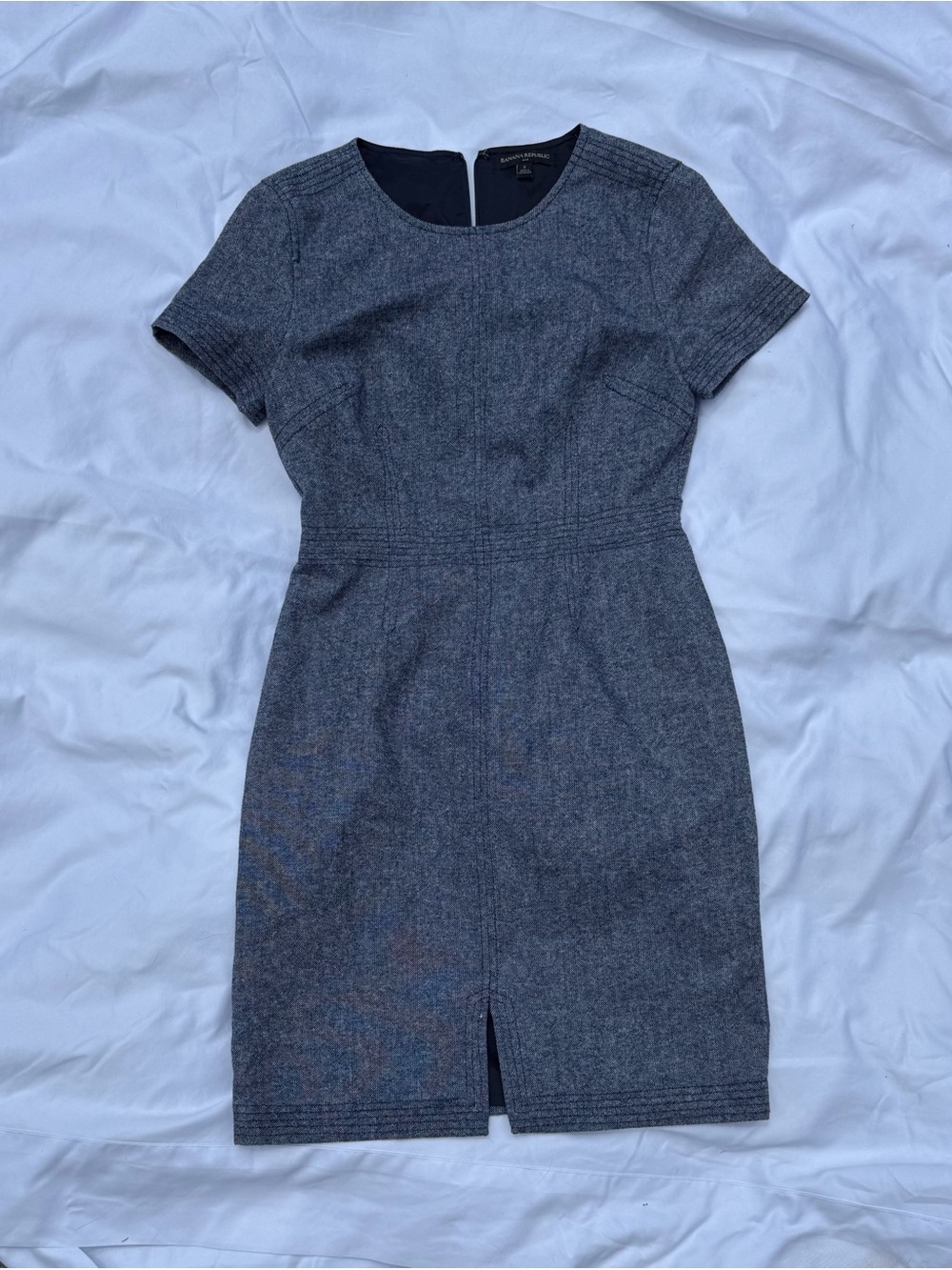 Banana Republic Gray Short Sleeve Sheath Midi Dress